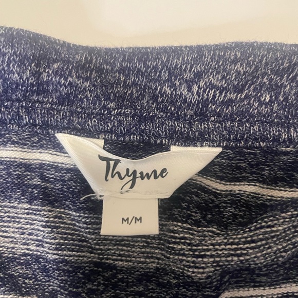 Thyme Maternity Nursing top - Picture 3 of 6